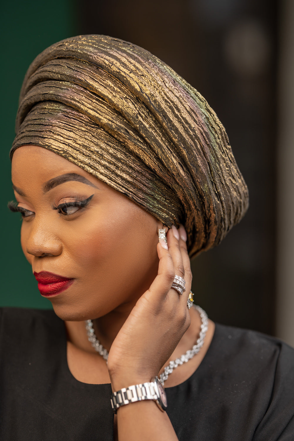 Round rich wife turbans-Gold